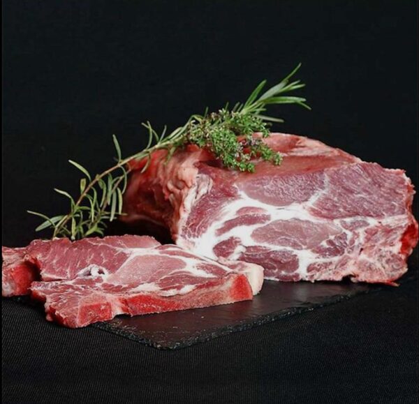 Cabezada De Cerdo Con Hueso
